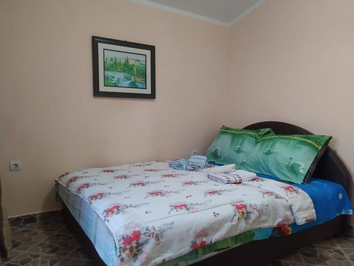 Appartement Monoliza à Utjeha-Bušat Extérieur photo